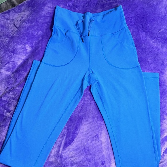 Lululemon Skinny Will Pant/
Cornflower/Size 6 - Picture 5 of 9